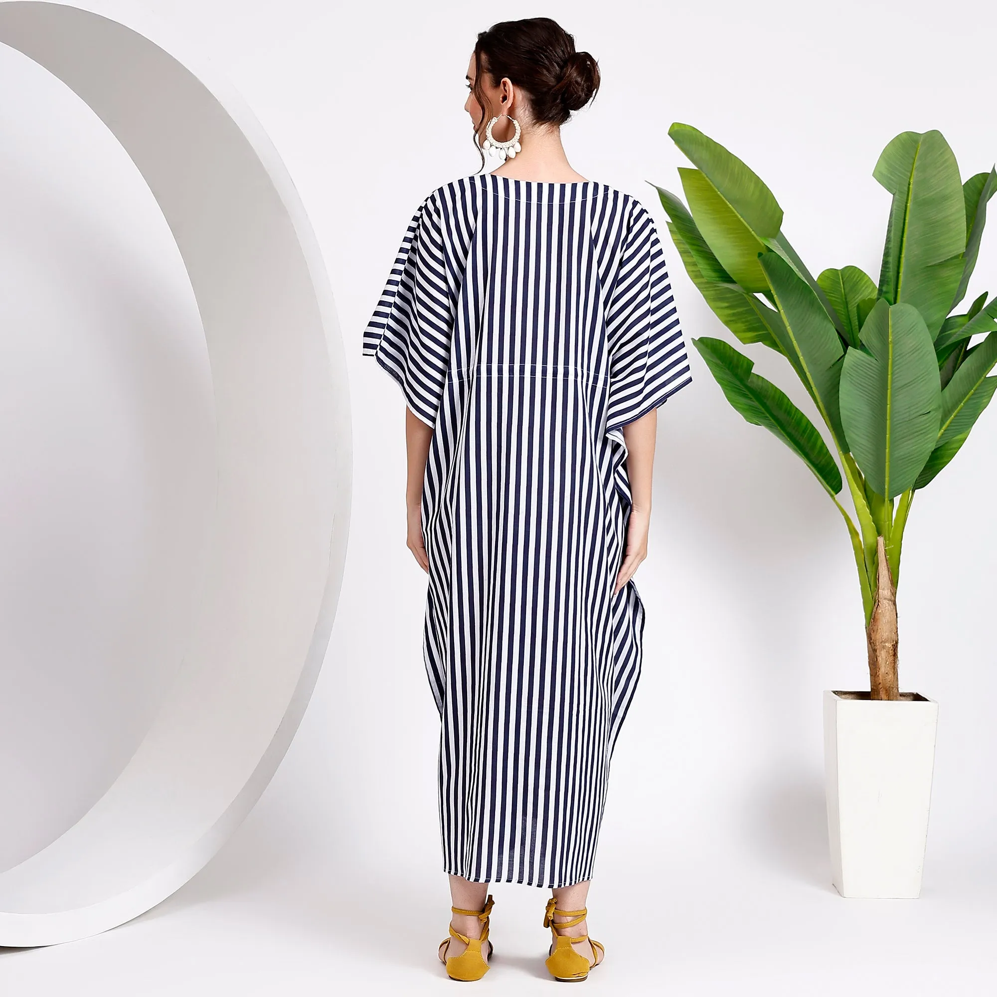 Striped Kaftan Dress – Stylish Comfort All Day Long