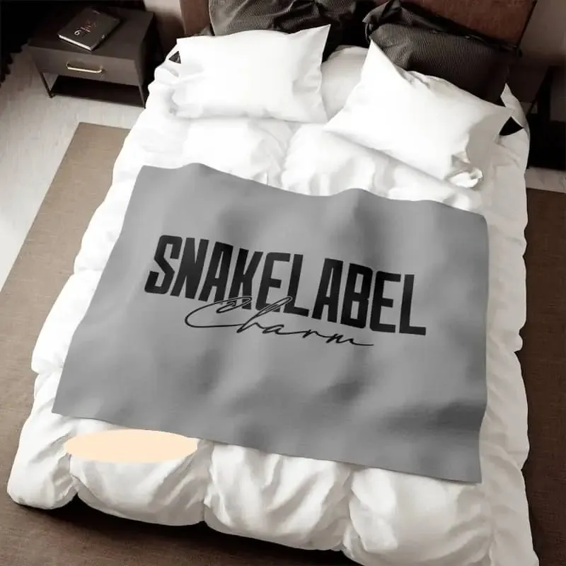Sweatshirt Blanket - Cozy Jersey-Knit Polyester Throw for Ultimate Warmth & Comfort